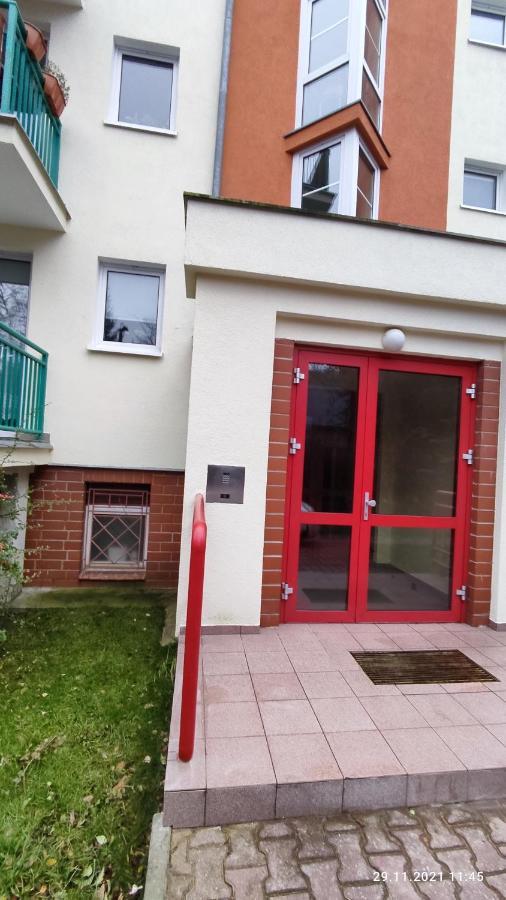 פוזנן Apartamencik Super מראה חיצוני תמונה